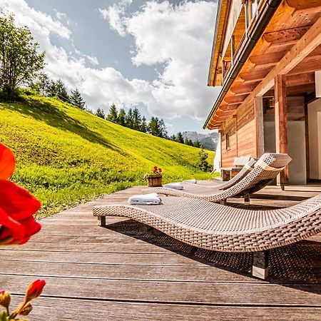 B&B - Hotel Ciasa Rue Blanch San Cassiano  Buitenkant foto