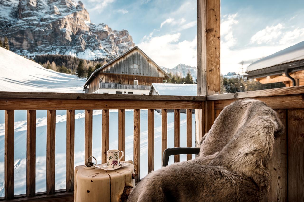B&B - Hotel Ciasa Rue Blanch San Cassiano  Buitenkant foto
